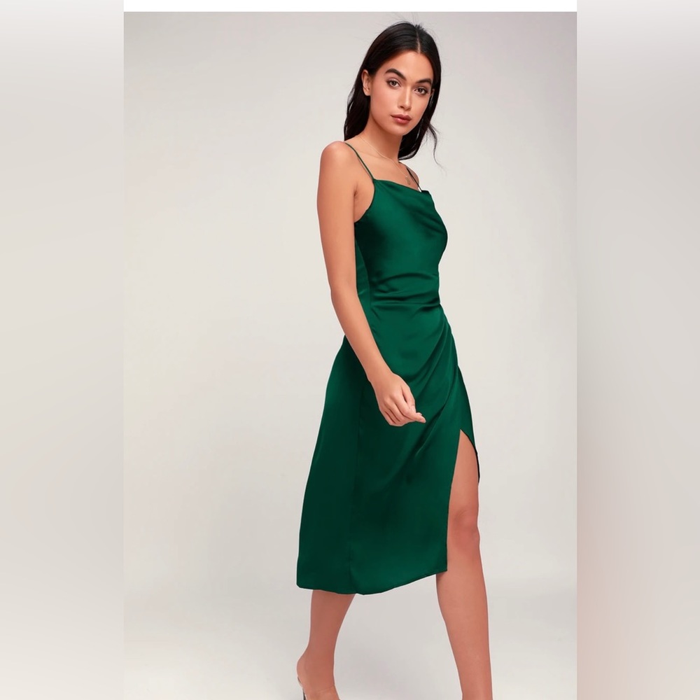 NWT Lulus Forest Green satin midi dress in Size Small
